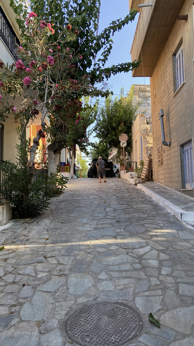 Petite rue à Mirtos